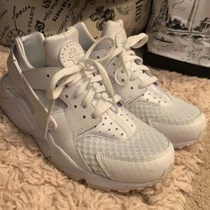 Nike Huarache Sneakers
